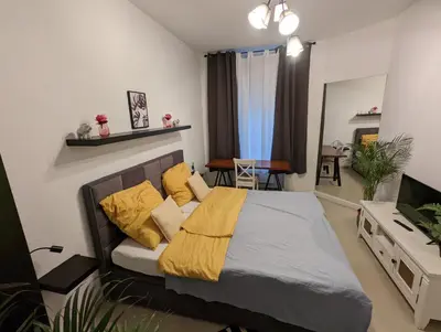 Ein Bett oder Betten in einem Zimmer der Unterkunft Schönes Apartment im Zentrum von Koblenz