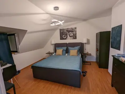 Ein Bett oder Betten in einem Zimmer der Unterkunft Schönes 2 Zimmer Appartment in der Altstadt von Koblenz