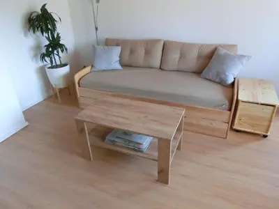 Ein Sitzbereich in der Unterkunft Einliegerwohnung in Stromberg-Schindeldorf