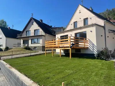 Das Gebäude in dem sich die Ferienwohnung befindet