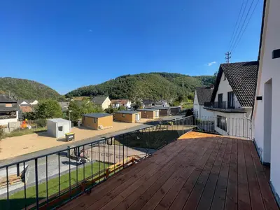 Ein allgemeiner Bergblick oder ein Berglick von der Ferienwohnung aus
