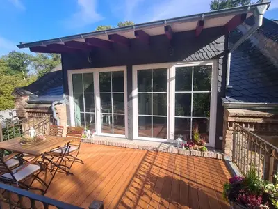 Ein Balkon oder eine Terrasse in der Unterkunft Neue Ferienwohnung im alten Forsthaus