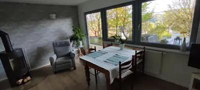 Küche/Küchenzeile in der Unterkunft gemütliche Wohnung mit Kamin - Sunny Hill Holiday Home