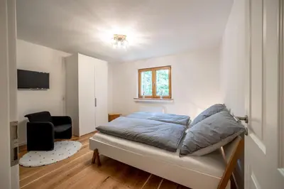 TV/Unterhaltungsangebot in der Unterkunft Landhaus Karbach mit Gartensauna und Hot Tub, eingezäunter Garten, 4-10 Personen