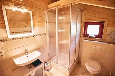 Ein Badezimmer in der Unterkunft EifelGlückVII