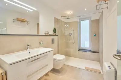 Ein Badezimmer in der Unterkunft Luxus Apartments Mosel-Zeit NEU 2023