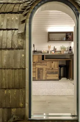 Küche/Küchenzeile in der Unterkunft Feinheit Hotel & Restaurant, Tor zu Hunsrück und Mittelrhein! Mit Sauna Hot Tub und Gartensuite