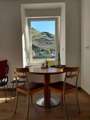 Ein allgemeiner Bergblick oder ein Berglick von der Ferienwohnung aus