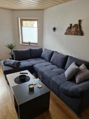 Ein Sitzbereich in der Unterkunft Ferienwohnung Moselzeit