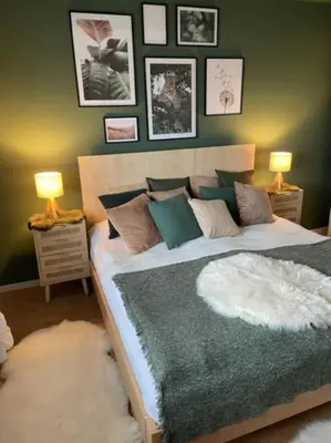 Ein Bett oder Betten in einem Zimmer der Unterkunft *NEU* Extravagantes Eifelhaus am Nürburgring