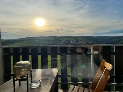 Ein Balkon oder eine Terrasse in der Unterkunft #1 Studioapartment mit Loreleyblick direkt an der schönsten Etappe des Rheinsteigs
