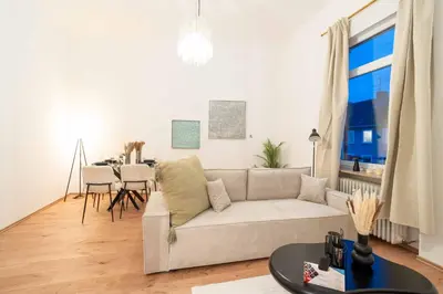 Ein Sitzbereich in der Unterkunft Honeybee Properties Ferienwohnungen Koblenz