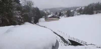 Alter Werkstatt im Winter