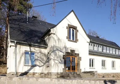 Das Gebäude in dem sich die Pension befindet