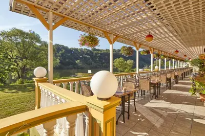 Ein Balkon oder eine Terrasse in der Unterkunft Panorama Hotel & Restaurant