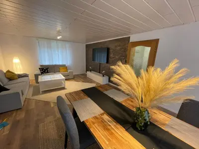 Ein Sitzbereich in der Unterkunft Ferienwohnung bei Bad Ems im Lahntal