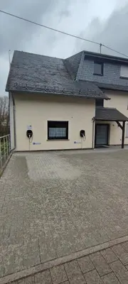 Das Gebäude in dem sich die Ferienwohnung befindet
