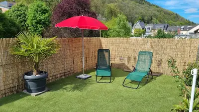 Ein allgemeiner Bergblick oder ein Berglick von der Ferienwohnung aus