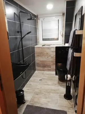 Ein Badezimmer in der Unterkunft Haus Oldenburg
