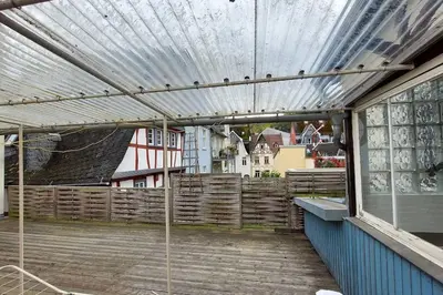Das Gebäude in dem sich die Ferienwohnung befindet