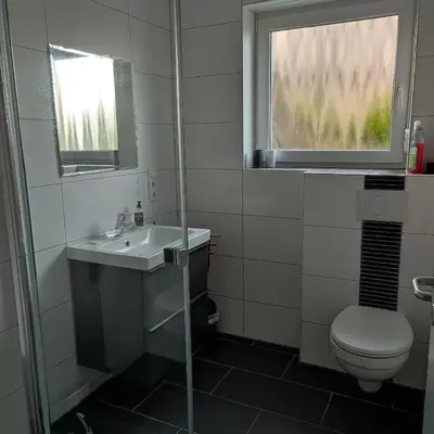 Ein Badezimmer in der Unterkunft Kleine Auszeit - Ferienwohnung Heideberg - 