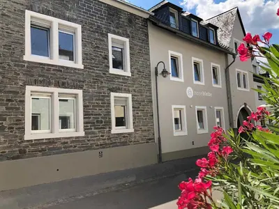 Das Gebäude in dem sich die Ferienwohnung befindet