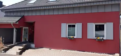 Das Gebäude in dem sich die Ferienwohnung befindet