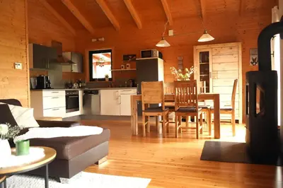 Küche/Küchenzeile in der Unterkunft 5 Sterne Ferienhaus Susi mit Kamin, Seeblick und 2 Terrassen