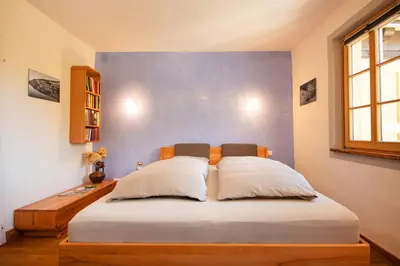Ein Bett oder Betten in einem Zimmer der Unterkunft Haus in Spay an der Mosel mit Sauna