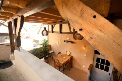 Ein Sitzbereich in der Unterkunft Haus in Spay an der Mosel mit Sauna